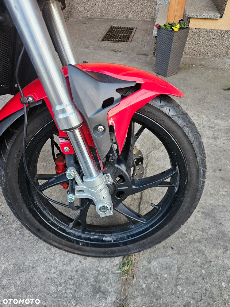 Benelli BN 125 - 5