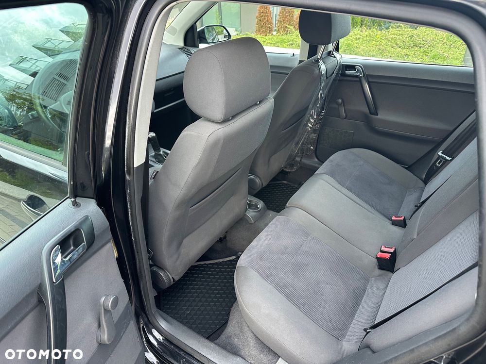 Volkswagen Polo 1.2 12V Comfortline - 11