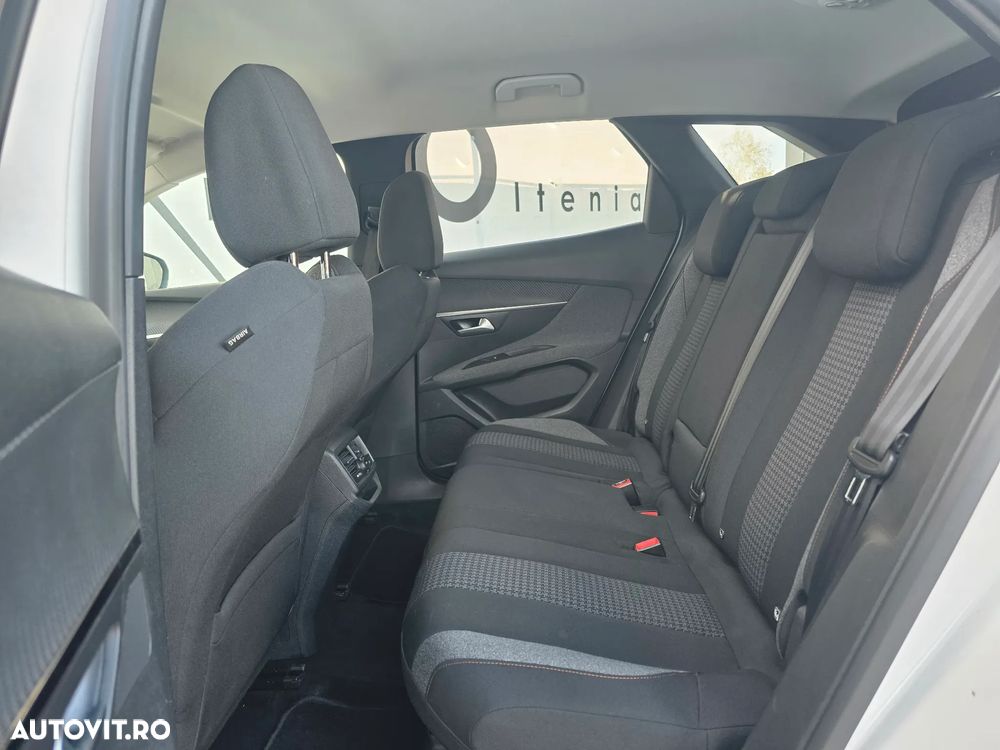 Peugeot 3008 1.5 BlueHDI 130 S&S BVM6 Active Pack - 10