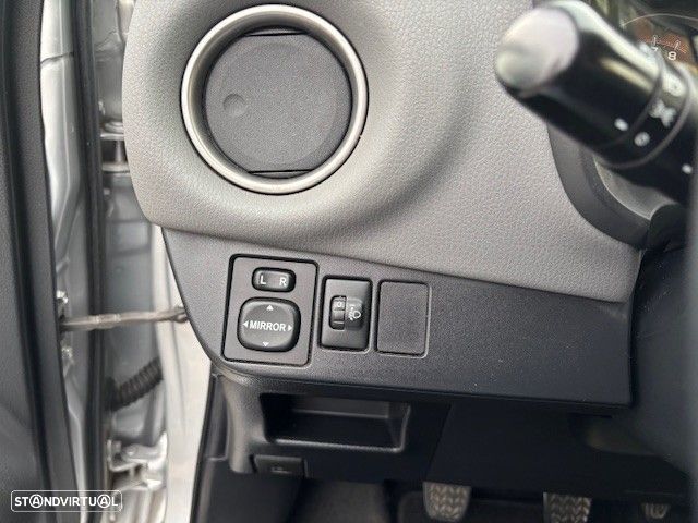 Toyota Yaris 1.0 VVT-i Comfort - 17