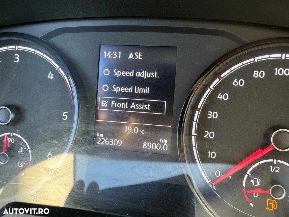 Volkswagen Transporter T6.1 - 21