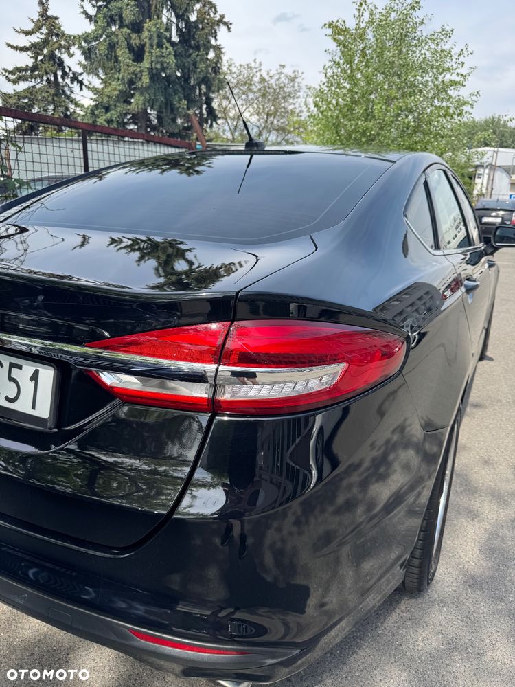 Ford Fusion - 19