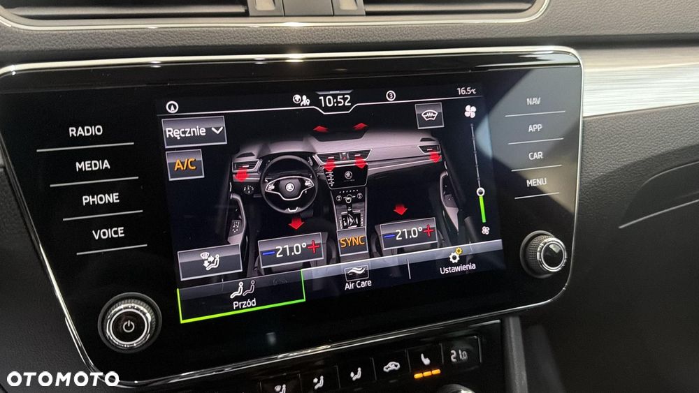 Skoda Superb 2.0 TDI SCR Ambition DSG - 22