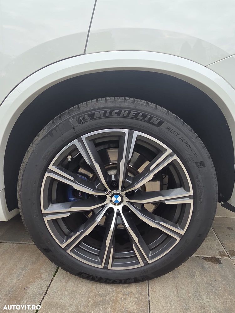 BMW X5 xDrive40i - 12
