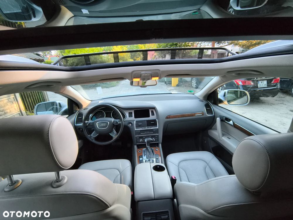 Audi Q7 - 7