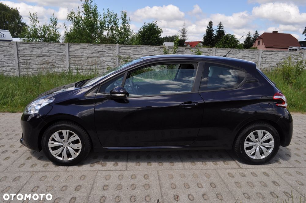 Peugeot 208 82 VTI Allure - 3