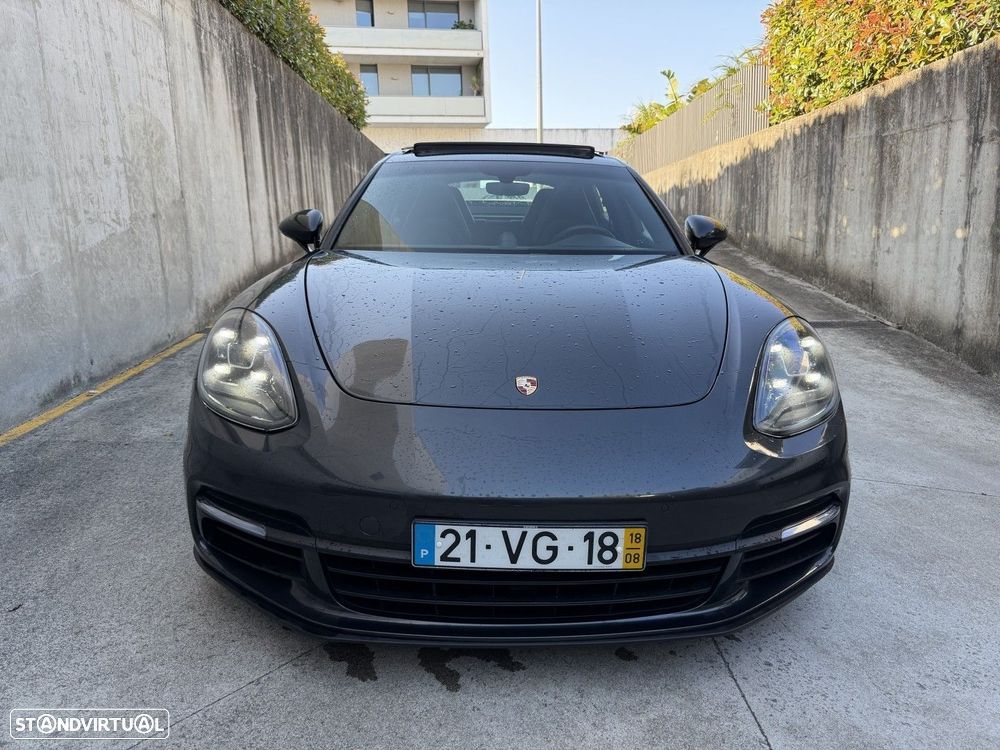 Porsche Panamera 4 E-Hybrid Platinum Edition - 9