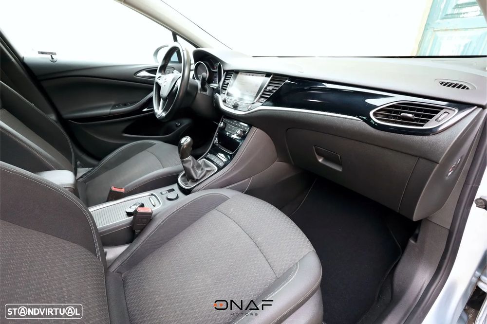 Opel Astra 1.6 CDTI Innovation S/S - 26