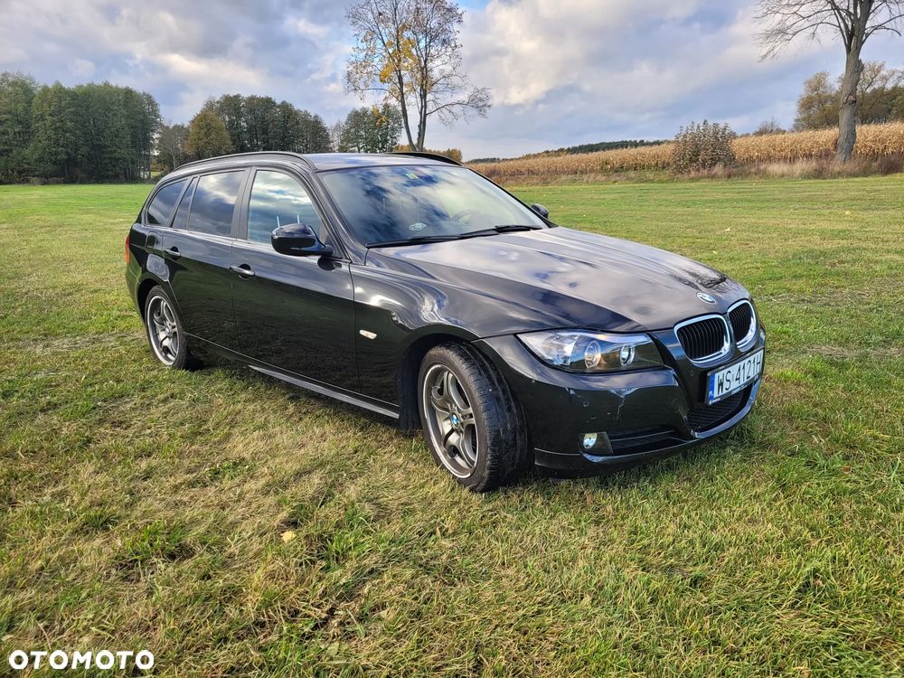 BMW Seria 3 320i - 3