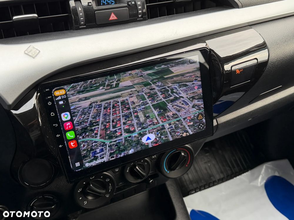 Toyota Hilux 2.4 D-4D Double Cab DLX 4x4 - 17