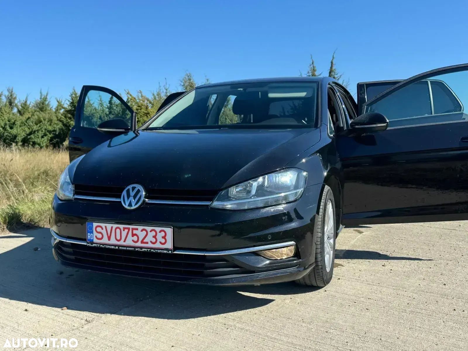 Volkswagen Golf 1.6 TDI DSG Comfortline - 1