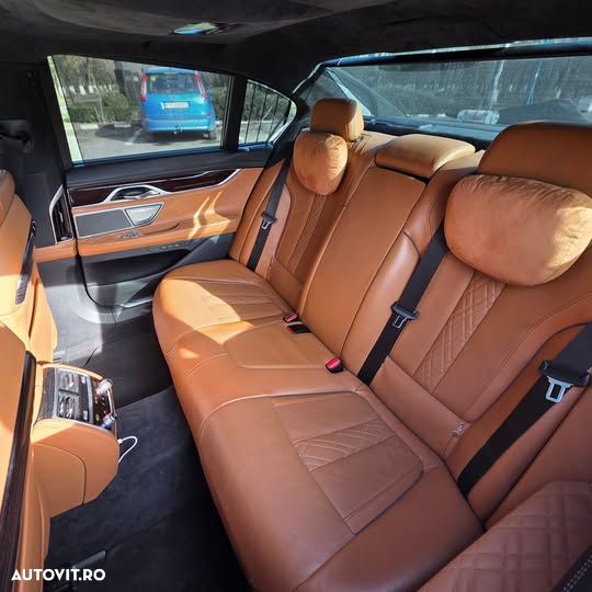 BMW Seria 7 750d xDrive - 11