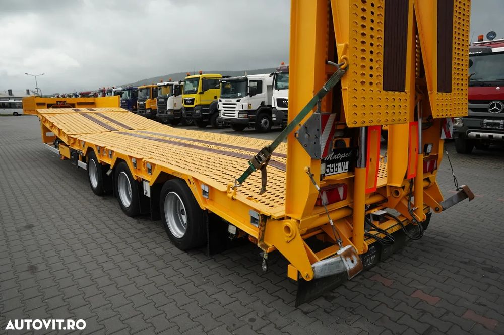 Louault TRACTOR 13,6 M / BETON JOS / PLATFORMĂ HIDRAULICĂ / RAMPE HIDRAULICE / AX DE DIRECȚIE / TRONCIU / LĂRGIRE - 9