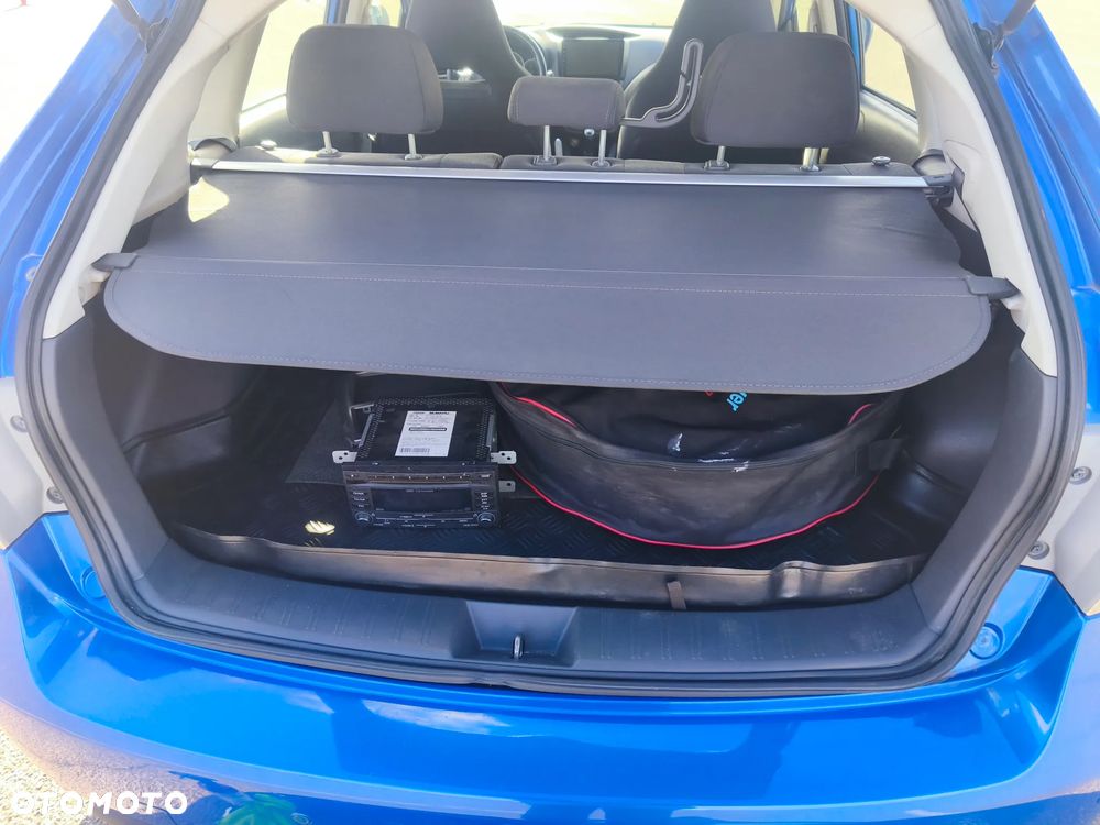 Subaru Impreza 2.0 RS - 13