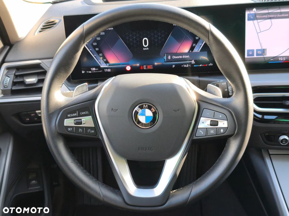 BMW Seria 3 318i Advantage - 25