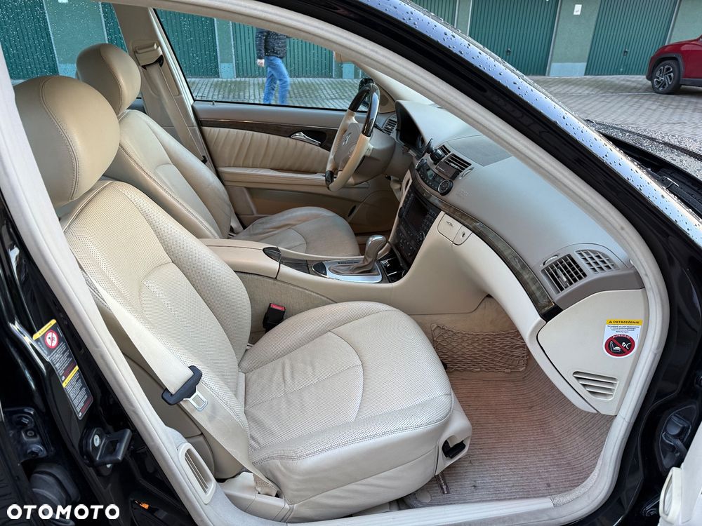 Mercedes-Benz Klasa E 320 CDI Avantgarde - 21