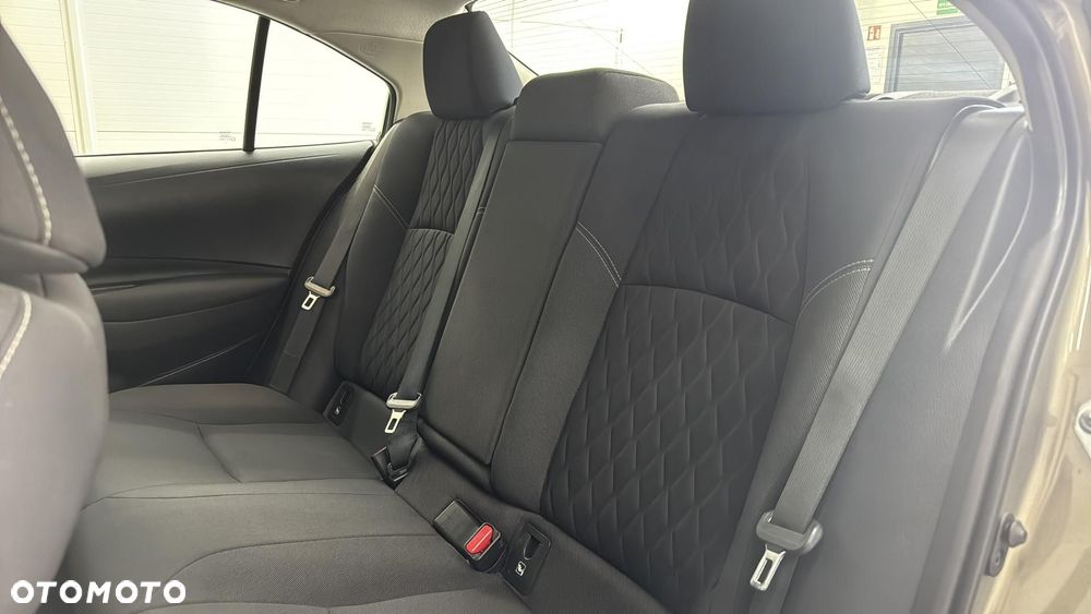 Toyota Corolla 1.8 Hybrid GPF Comfort - 16