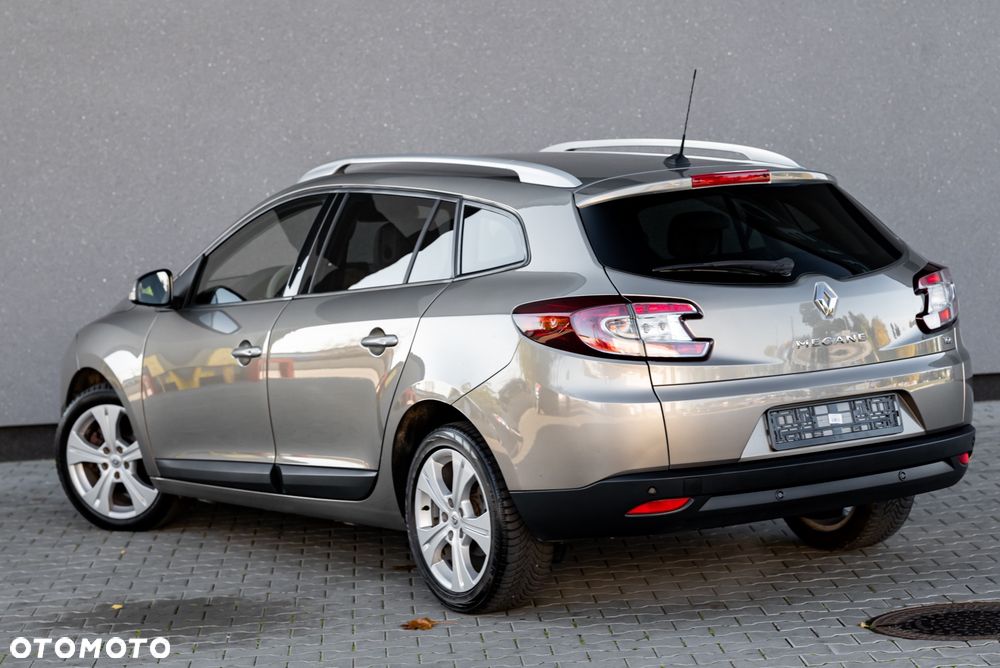 Renault Megane TCe 180 Luxe - 10