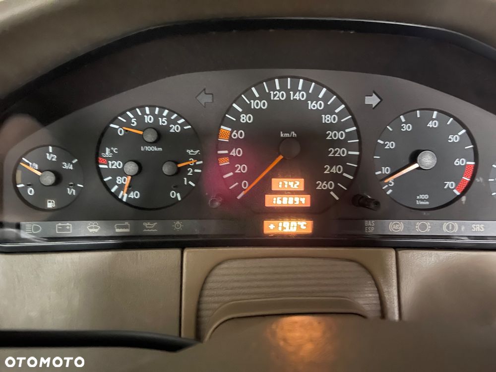 Mercedes-Benz CL 500 - 8