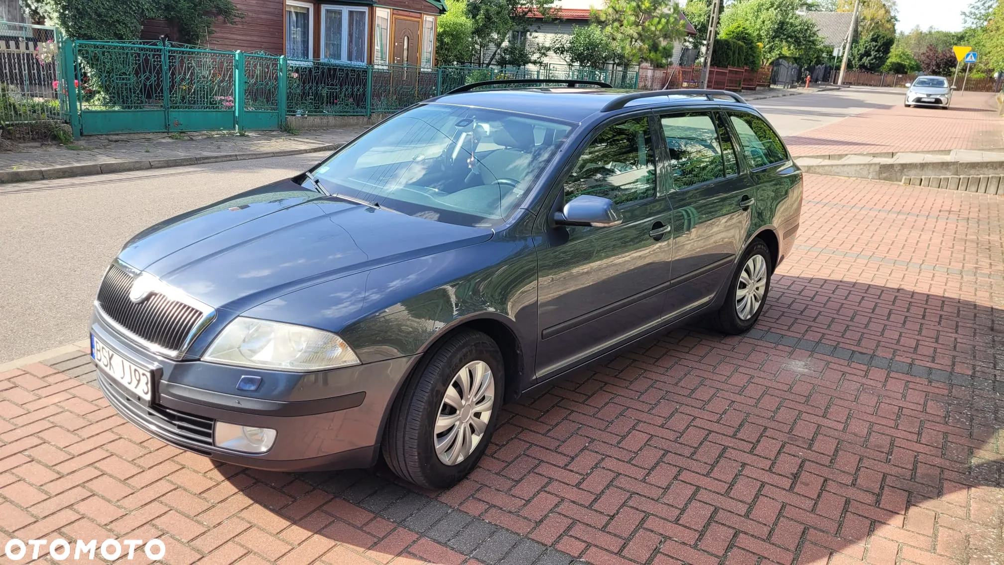 Skoda Octavia Combi 2.0 TDI DPF Ambiente - 3