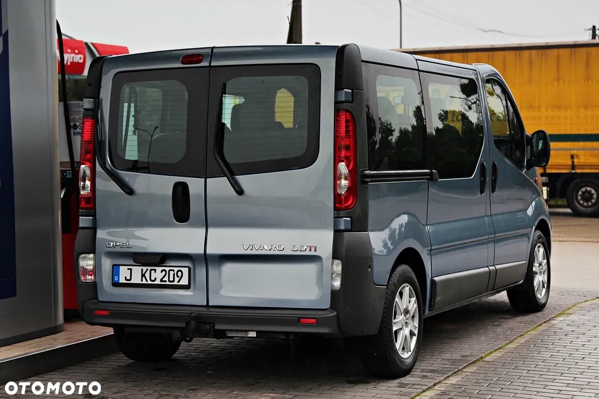 Opel Vivaro - 5