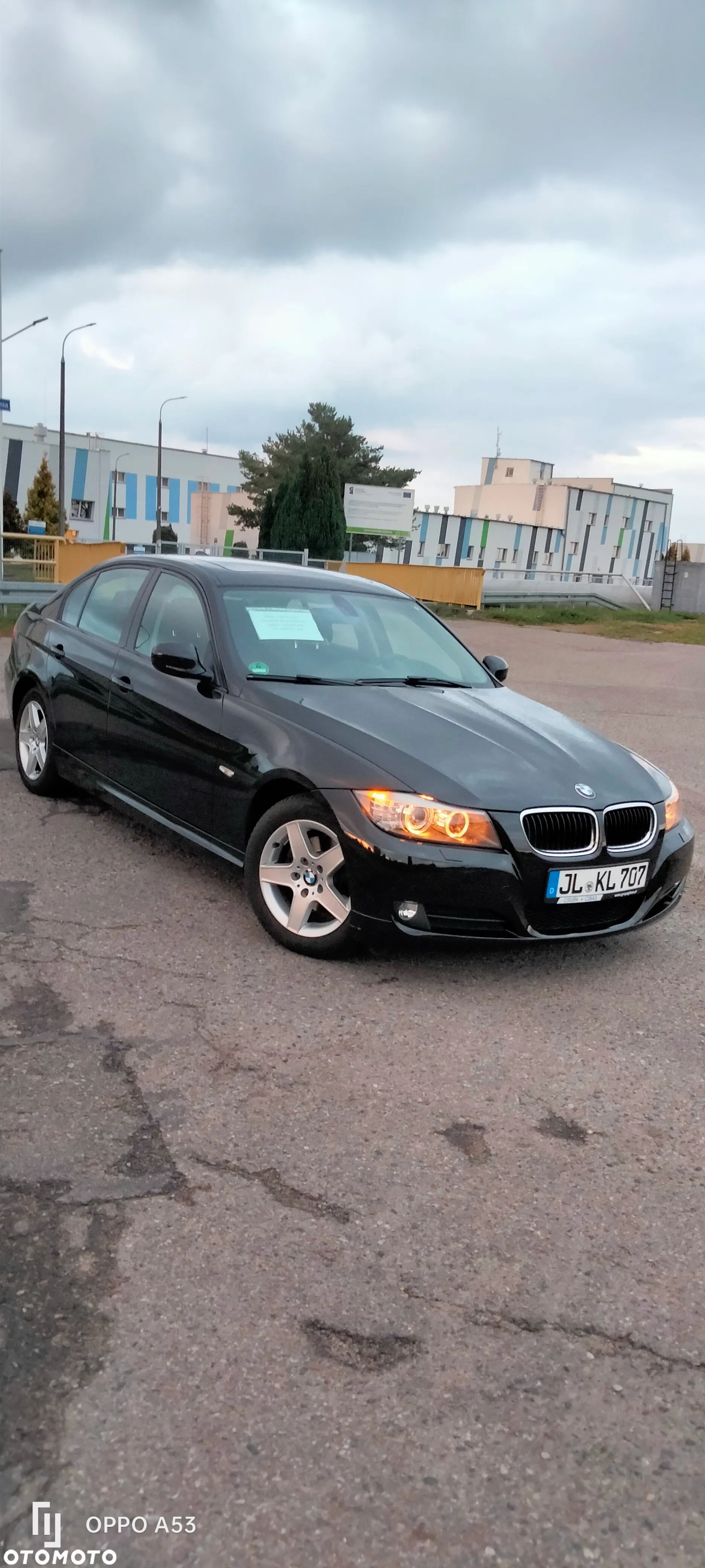 BMW Seria 3 320i - 1