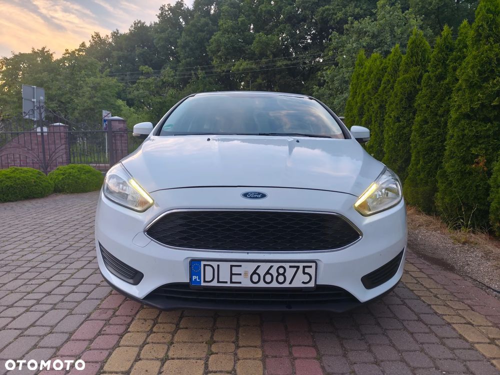 Ford Focus 1.0 EcoBoost 99g Trend - 9