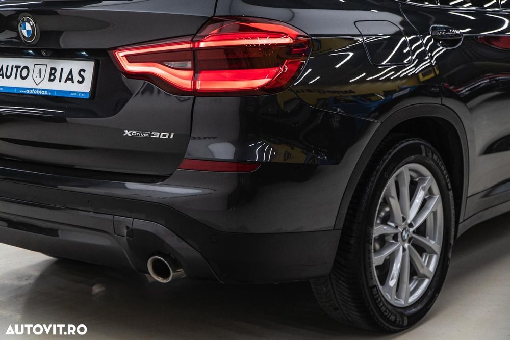 BMW X3 xDrive30i AT Luxury Line - 37