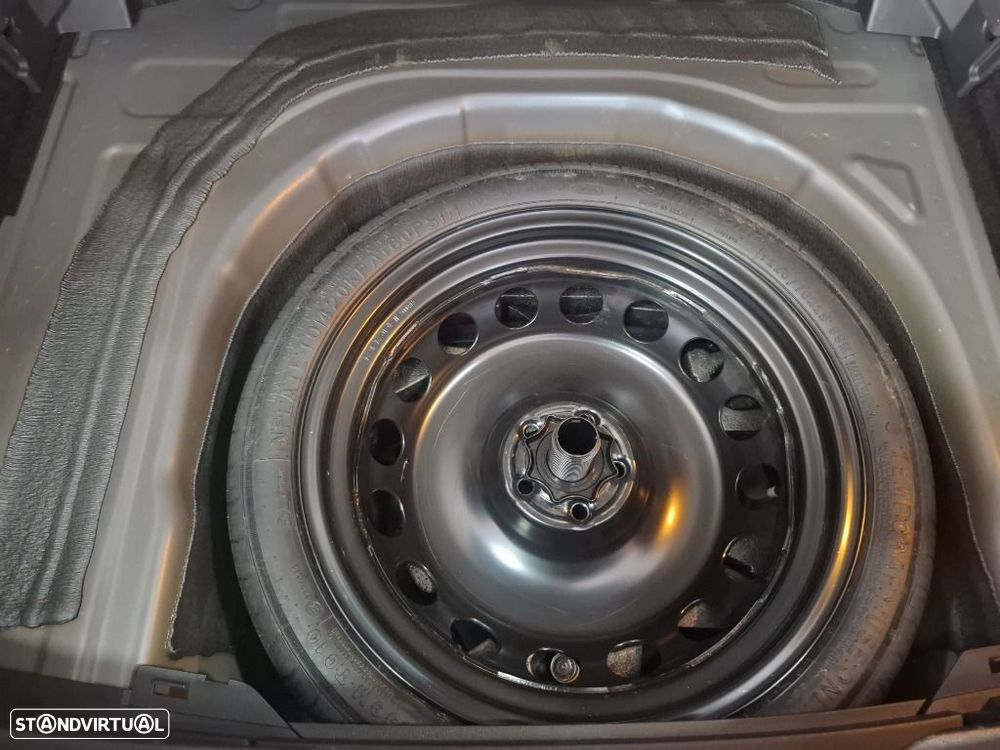 VW Taigo 1.0 TSI Urban DSG - 15