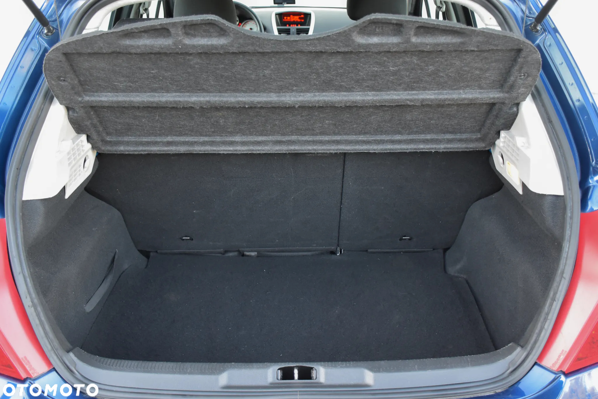Peugeot 207 1.4 Millesim 200 - 37