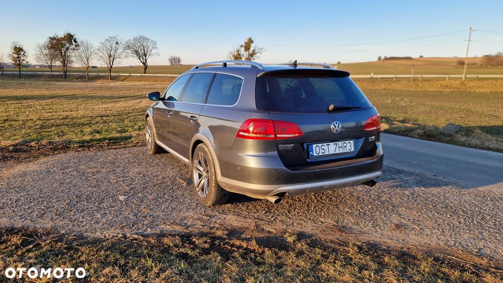Volkswagen Passat 2.0 TDI 4Motion DSG BlueMotion Tech Highline - 6