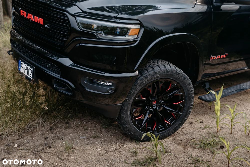 RAM 1500 Crew Cab Shortbed Limited - 8