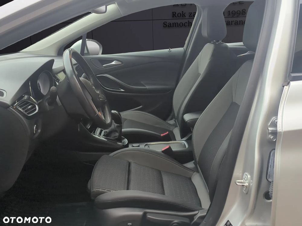 Opel Astra 1.2 T Elegance S&S - 15
