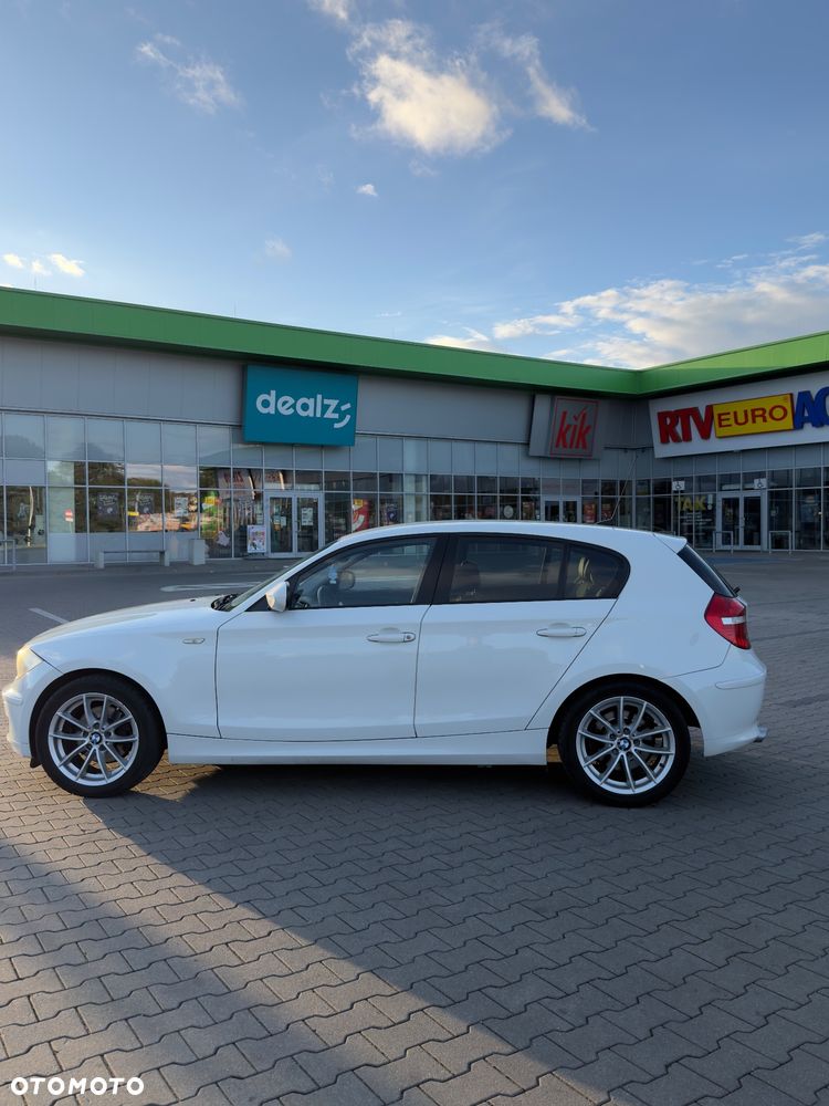 BMW Seria 1 120d DPF Edition Sport - 6