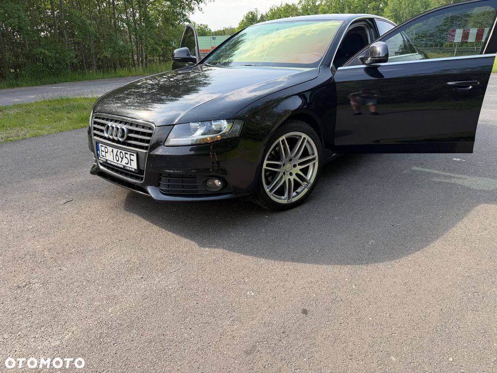 Audi A4 Limousine - 2