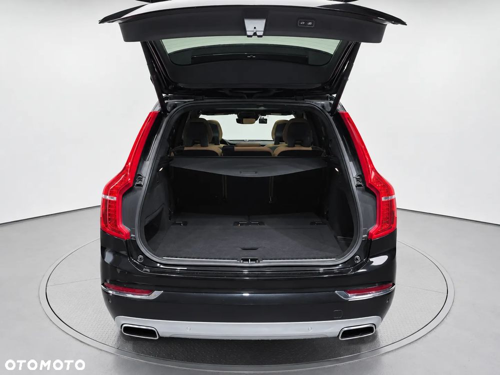 Volvo XC 90 D5 AWD Inscription - 6