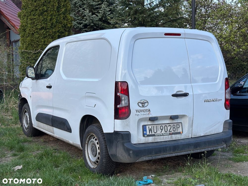 Toyota PROACE CITY - 1