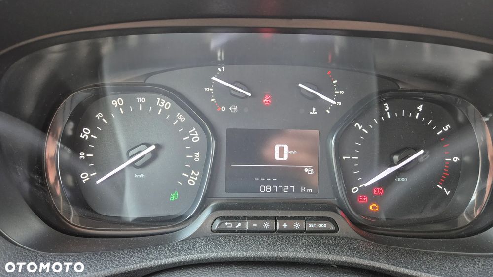 Toyota PROACE - 10