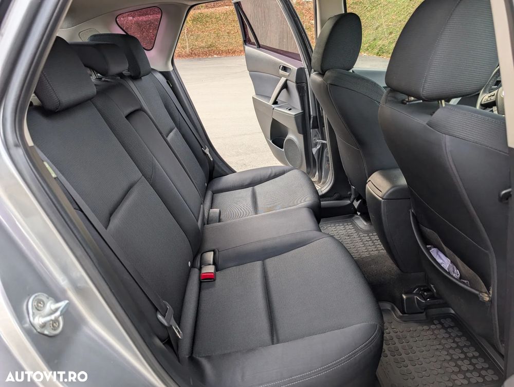 Mazda 3 2.0 MZR DISI Exclusive-Line - 13