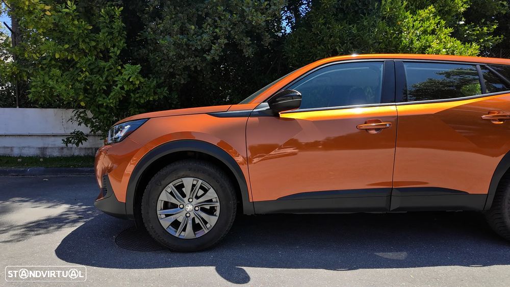 Peugeot 2008 PureTech 130 EAT8 GT - 11