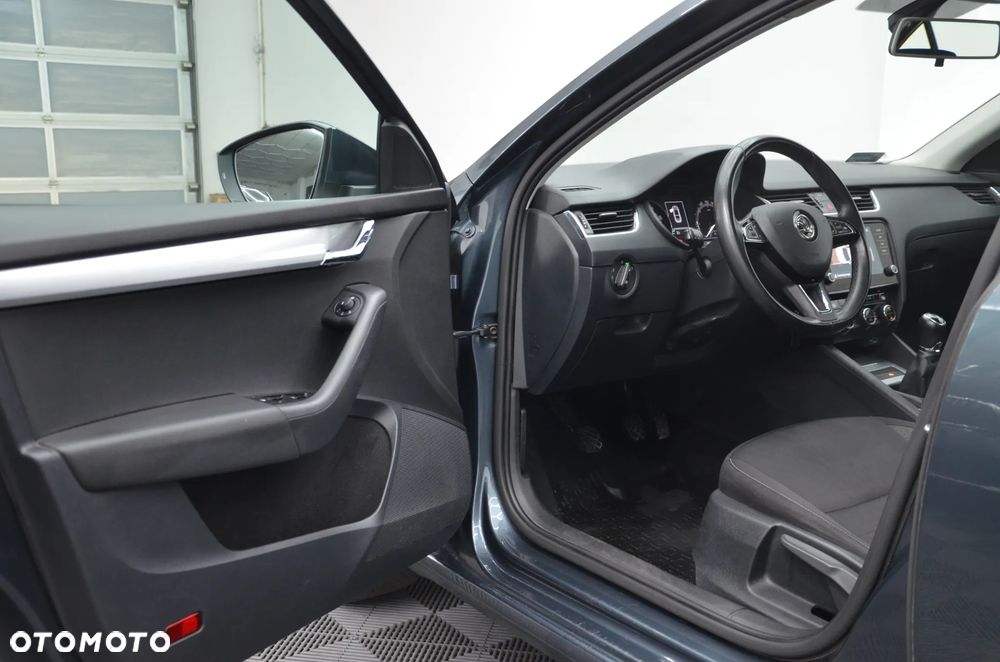 Skoda Octavia - 10