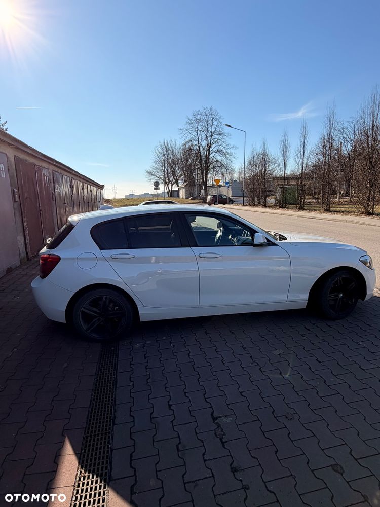 BMW Seria 1 114i - 8