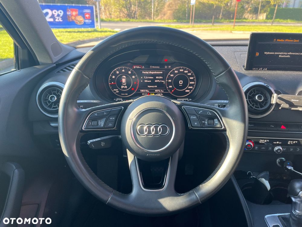 Audi A3 Sportback 35 TFSI S tronic - 9