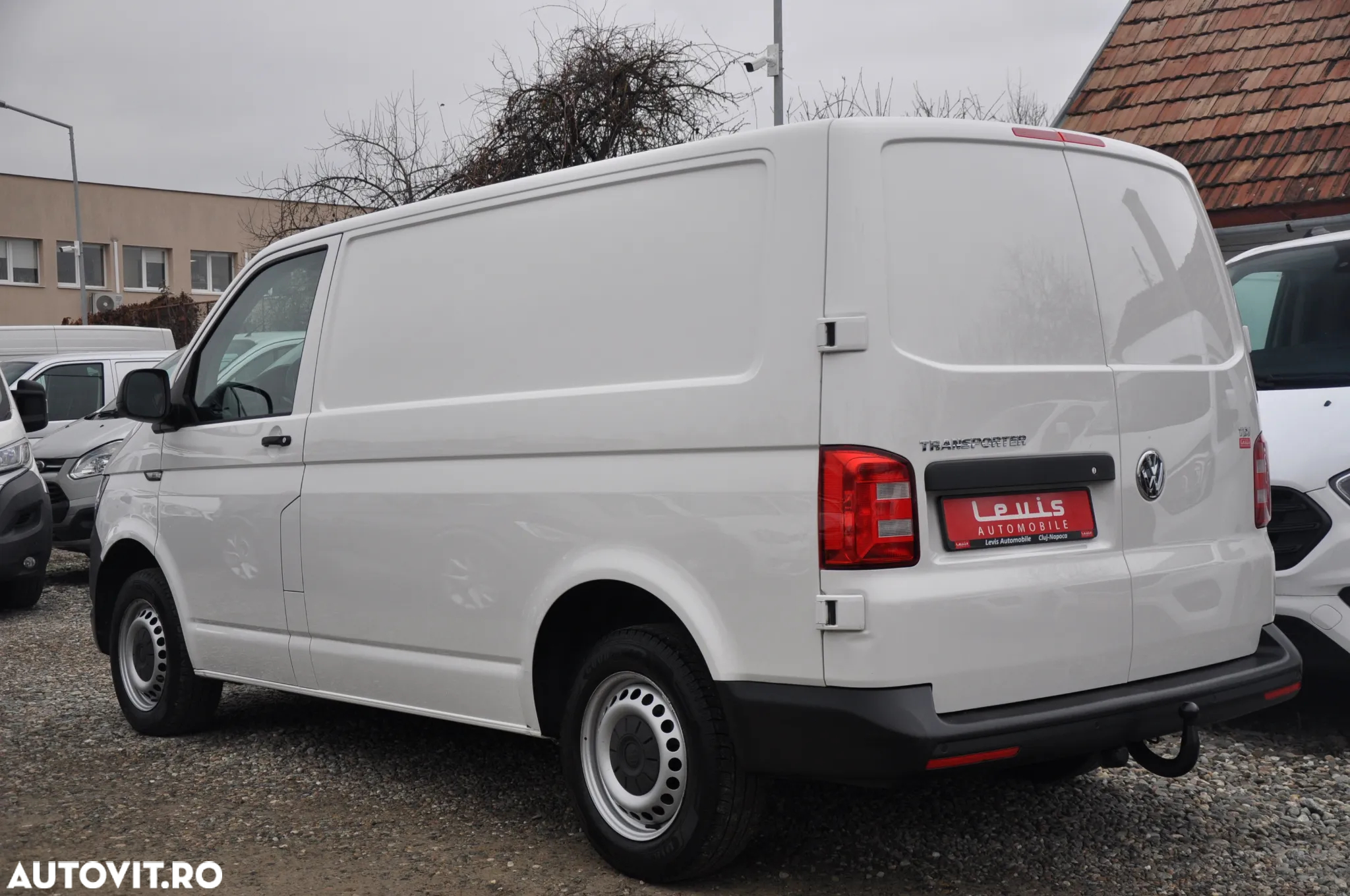 Volkswagen Transporter T6 Van - 11