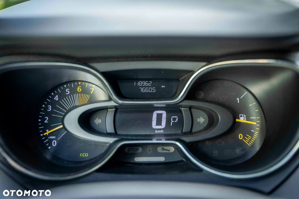 Renault Captur 1.2 Energy TCe Intens EDC - 11