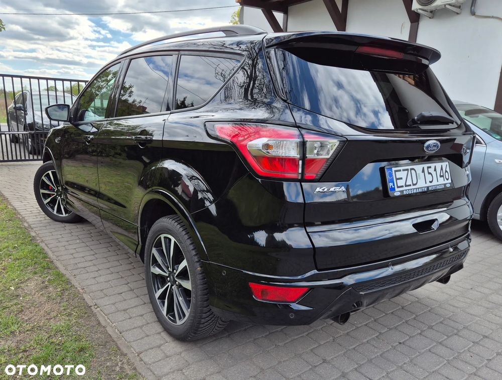 Ford Kuga 2.0 TDCi AWD ST-Line - 4
