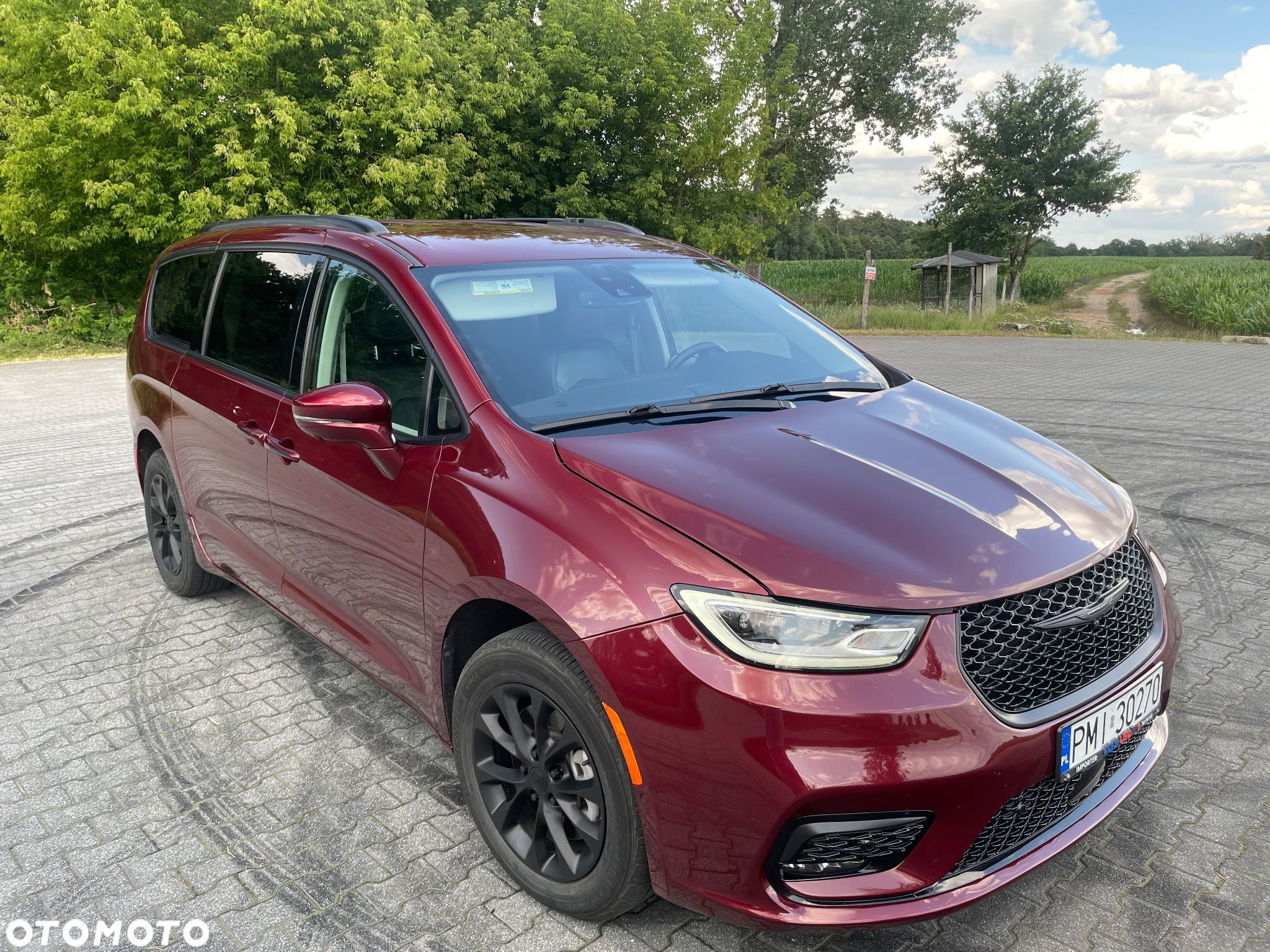 Chrysler Pacifica - 1