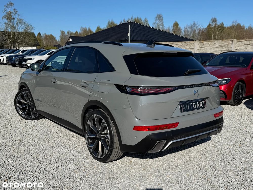 DS Automobiles DS 7 Crossback - 11