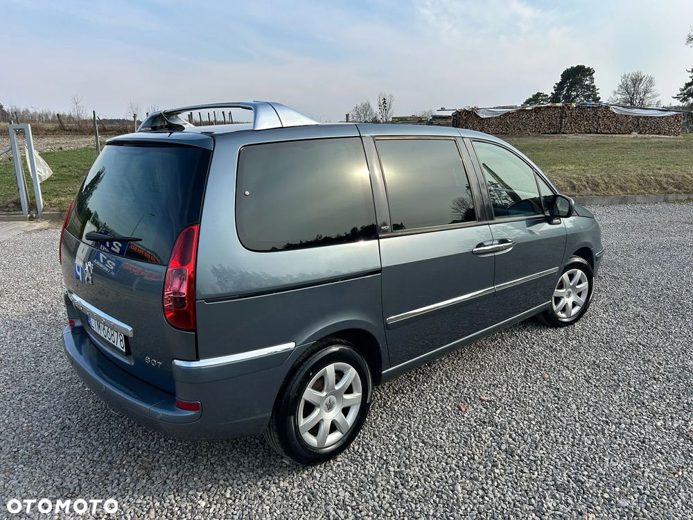 Peugeot 807 HDi 135 Premium - 8