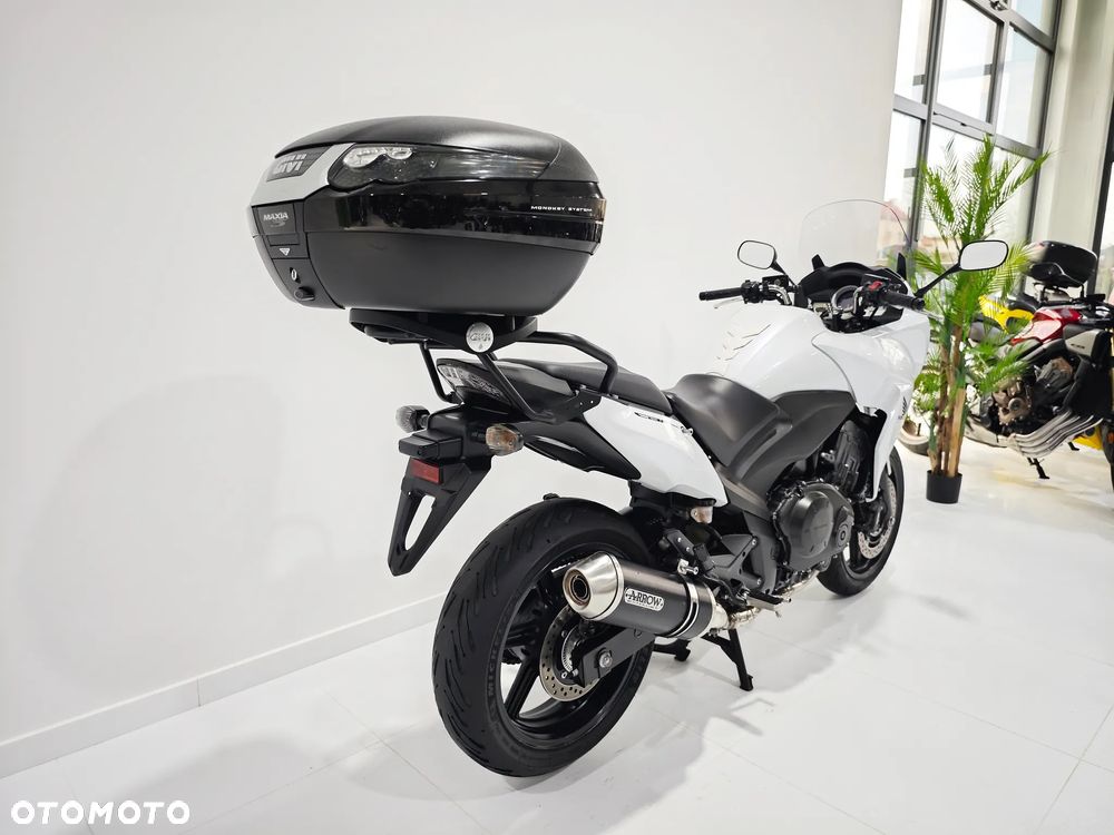 Honda CBF - 9